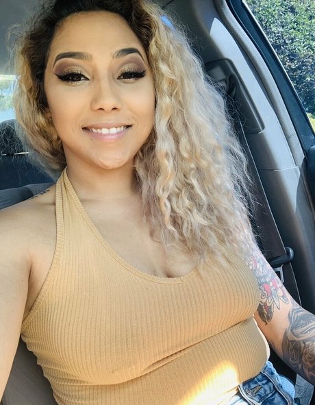 nadia bynature HDポルノスター ギャラリー