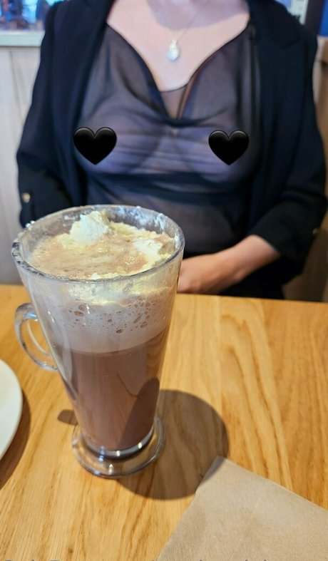 scarlett johnson24 無料スター 画像