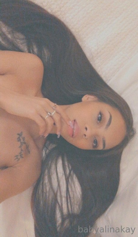 babyalinakay 高品質モデル 写真