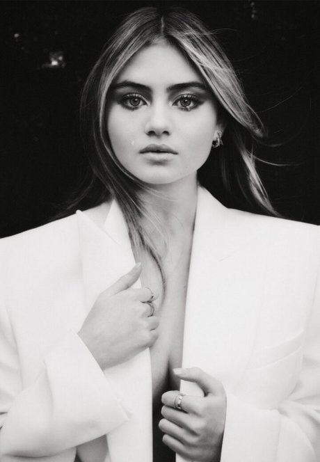 アジア人ニューハーフオンリーファンズ セックス 写真