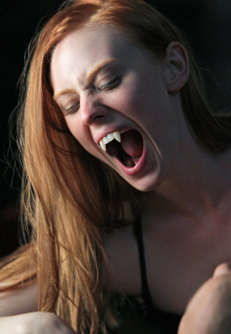 Deborah Ann Woll かわいいスター 写真