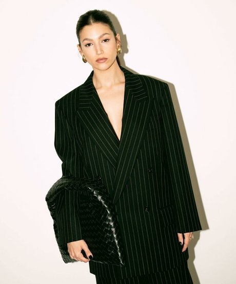 Ursula Corbero ポルノスター HD 写真