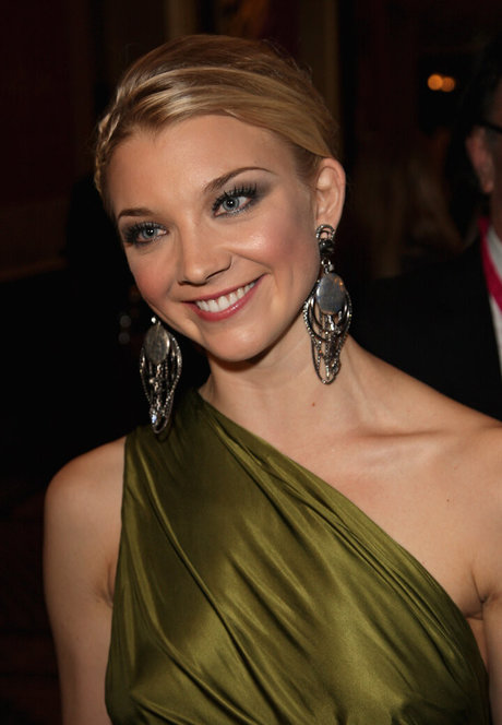 Natalie Dormer ポルノモデル 写真