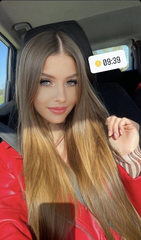 Paulusiaczekkk アダルトモデル 写真