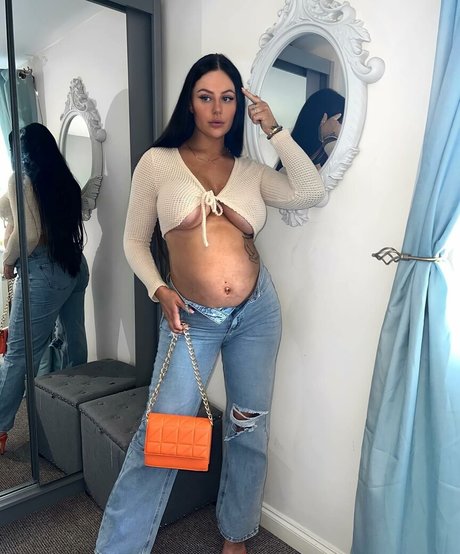 Beckie Holloway スター 写真