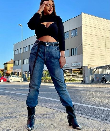 Giusy Piazza 高品質女優 写真