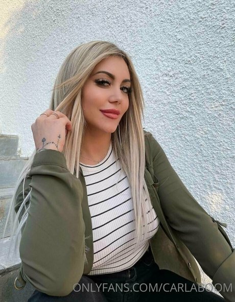 ミラーセルフィーオンリーファンズ ポルノ 画像