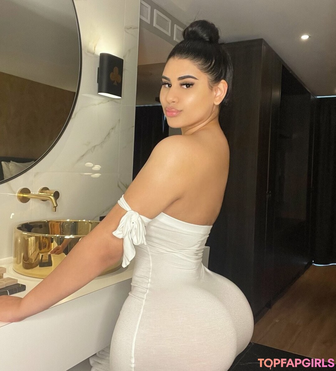 dominique jane ポルノモデル 画像