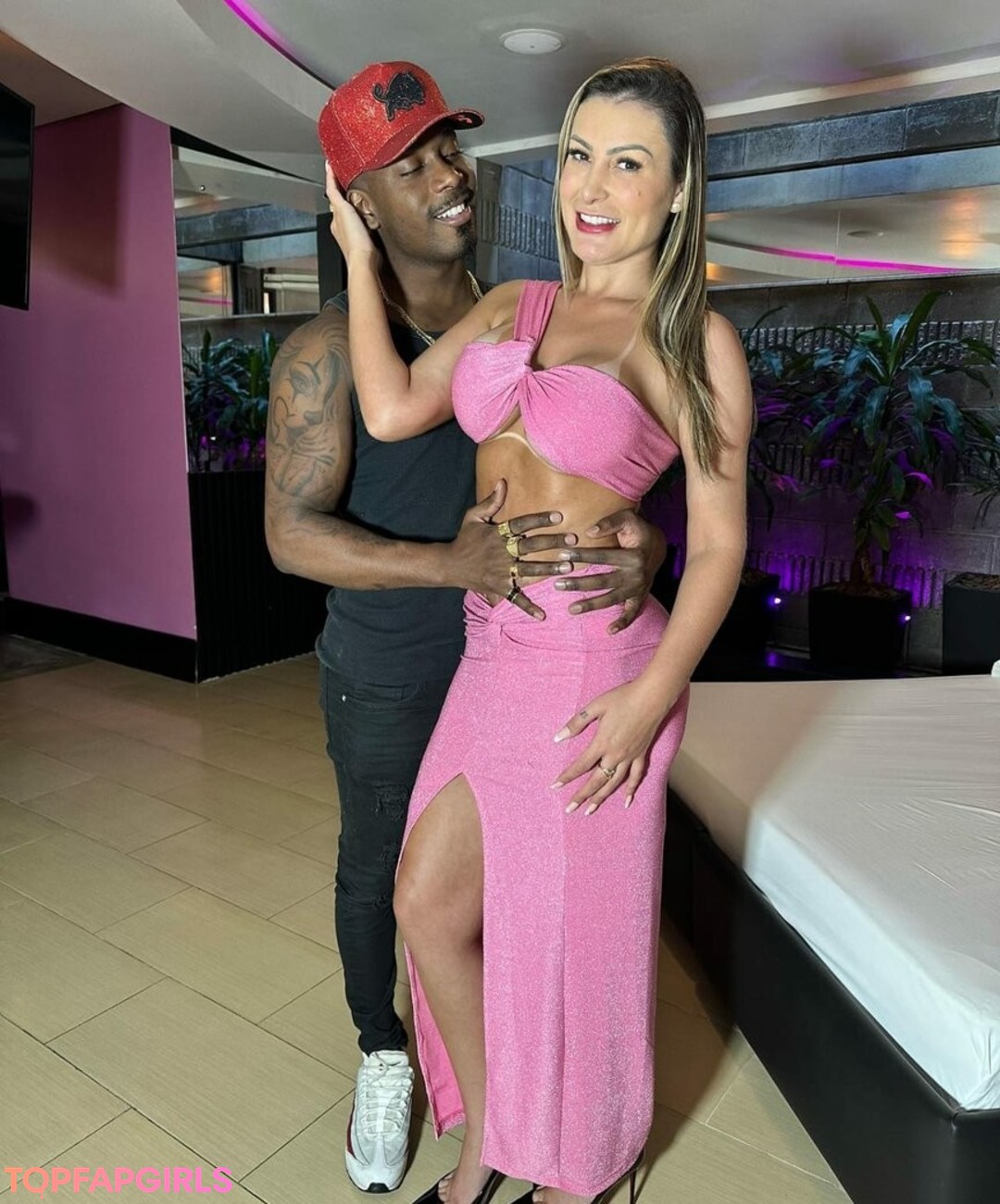 スムーズなオンリーファンズ セクシーヌード 画像