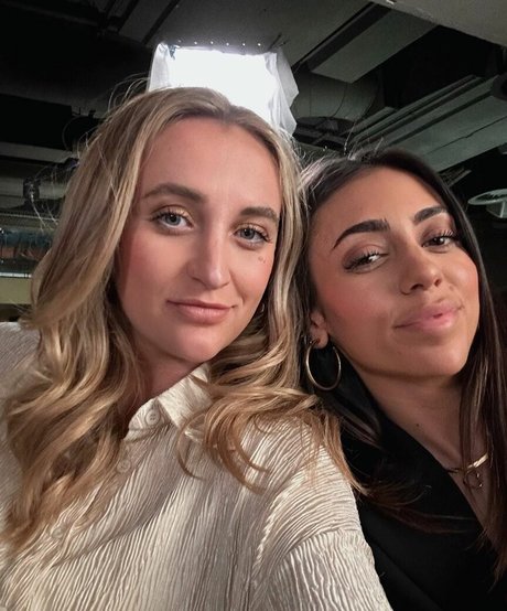 フィットネスコーチオンリーファンズ アダルト無料 画像