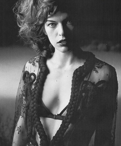 Milla Jovovich HD女優 ギャラリー