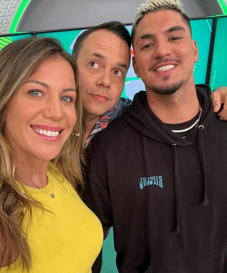 足 熟女 オンリーファンズ アダルト無料 写真