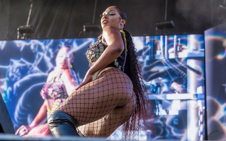 Megan Thee Stallion 無料モデル 写真