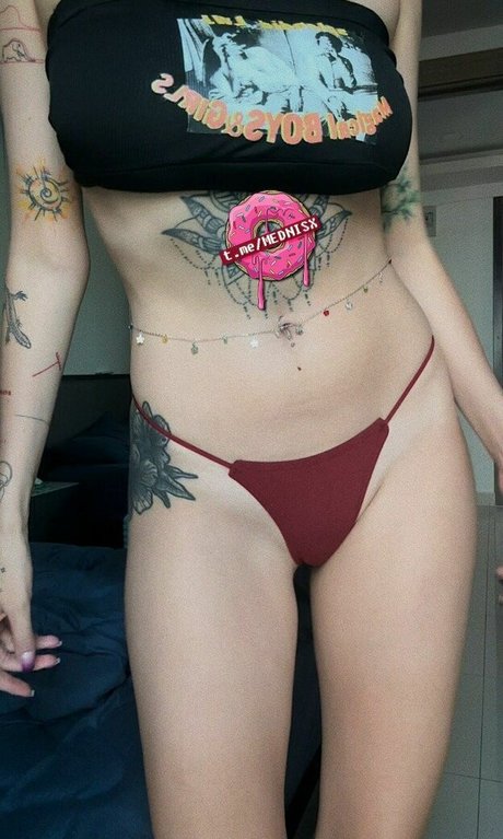 lyasheva ポルノスター 裸 写真