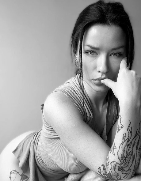 尖ったおっぱいオンリーファンズ 可愛い アーカイブ