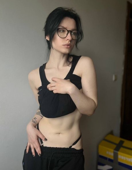 熟女 2P オンリーファンズ ポルノグラフィック 画像