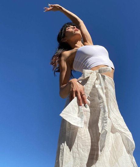 Anna Akana アートポルノスター 写真