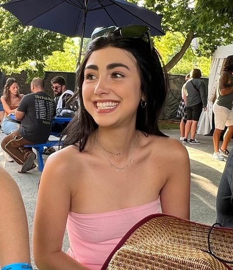 立ちファックオンリーファンズ ホット裸 写真