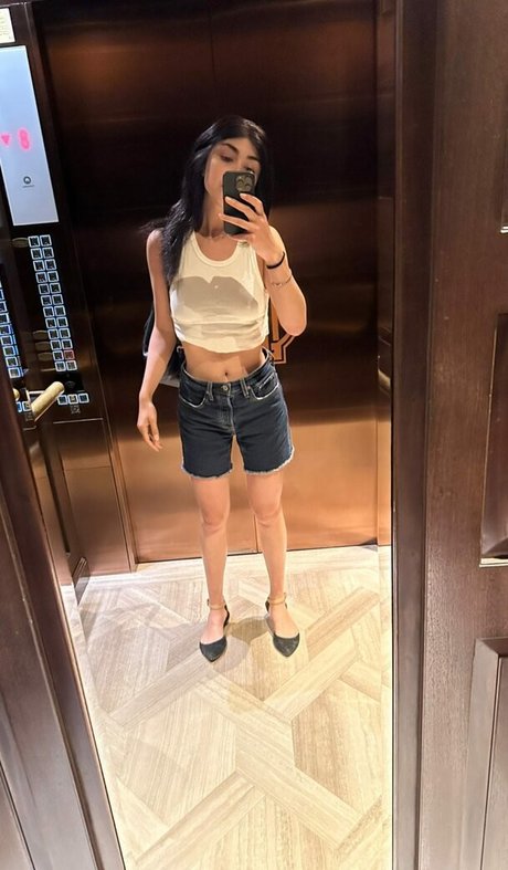 Alexa Mansour ポルノ女優 アーカイブ