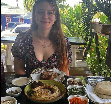 カーリーエボニーオンリーファンズ 裸 写真