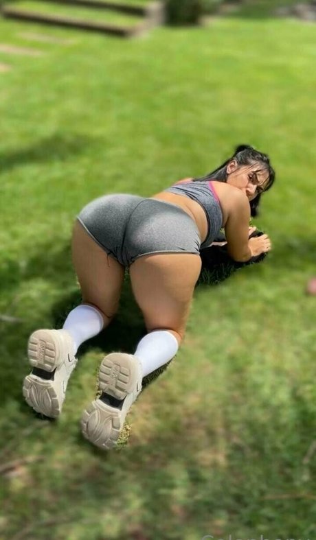 holly bratty スター 裸 写真