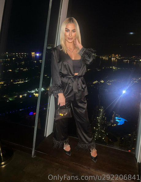 Oliviacatvip かわいいスター 写真