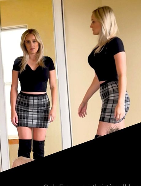 濃厚なヌードオンリーファンズ トップ 写真