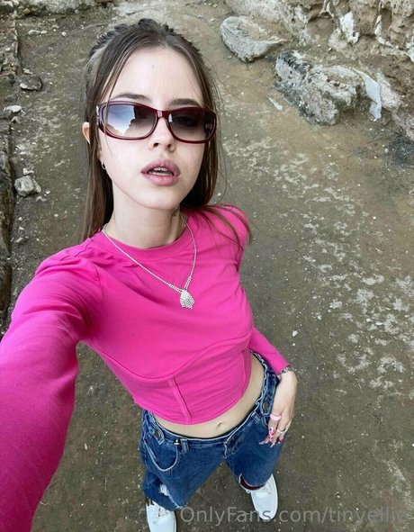 柔軟なティーンオンリーファン ホットセックス 画像