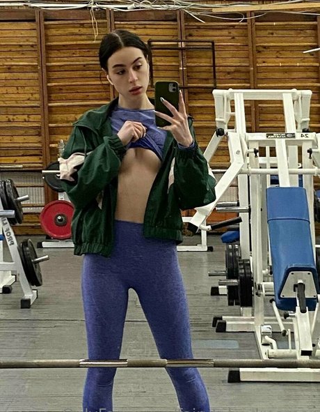 fairytale dreamer ポルノスター ヌード 画像