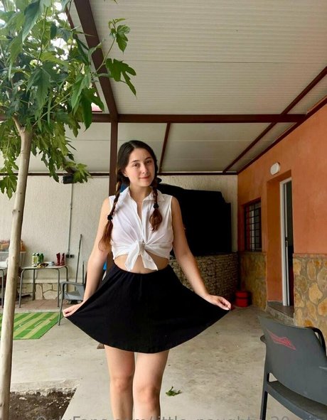 little naughty 20 vip ポルノスター アダルト 画像