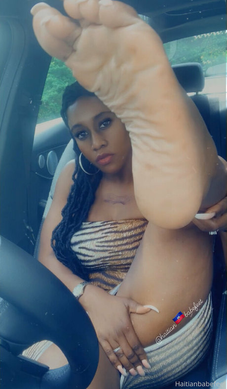 haitian babefeet ポルノスター ヌード 写真