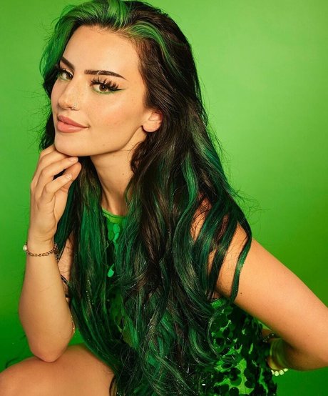 Dilaraa トップスター アーカイブ