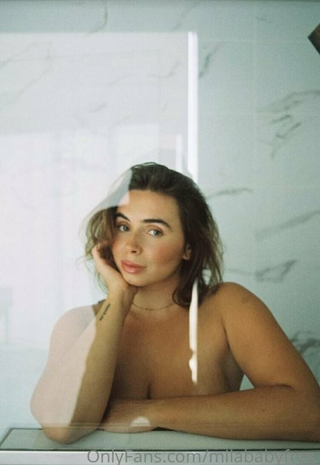 milababyfree ホットなモデル 画像