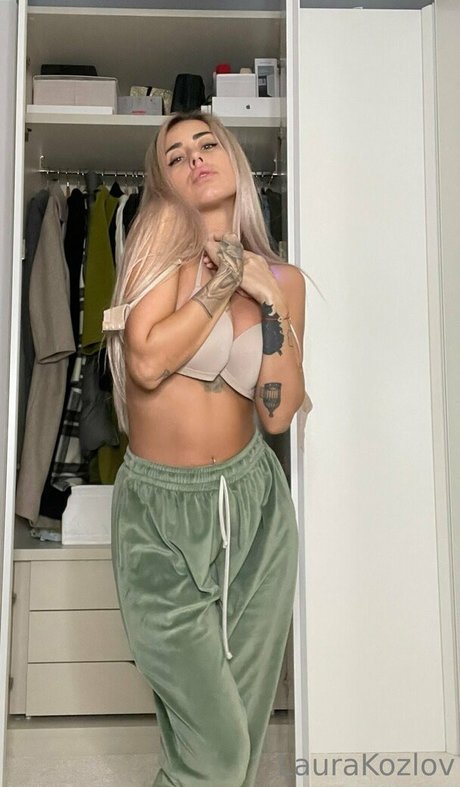 黒人3P オンリーファンズ ホットセクシー ギャラリー