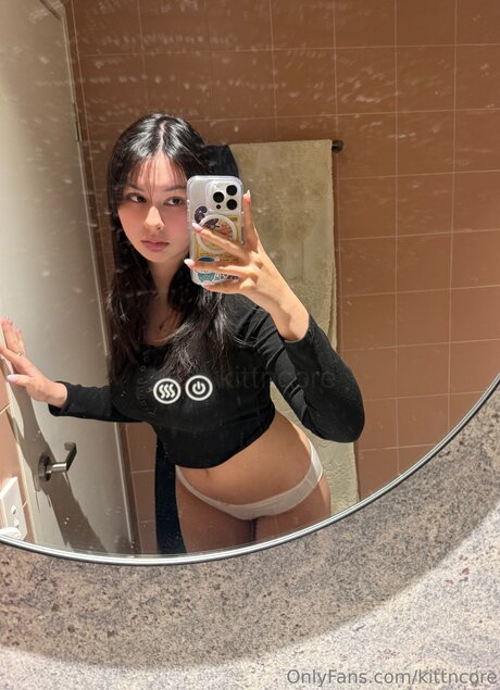 kittncore ポルノスター 素敵 画像