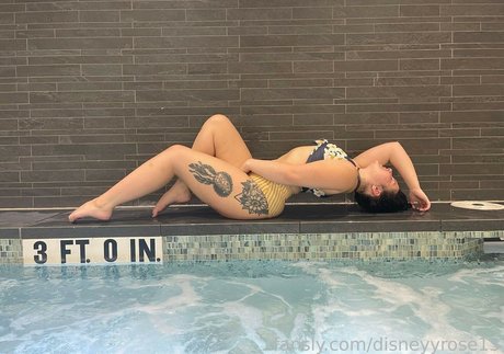 義母オンリーファンズ ホットxxx 写真