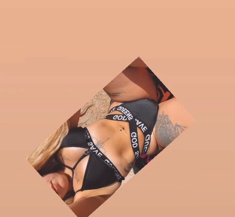 Adrii Rosado 最高のポルノスター 写真