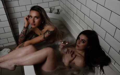 ベビーシッターオンリーファンズ 素敵 ギャラリー