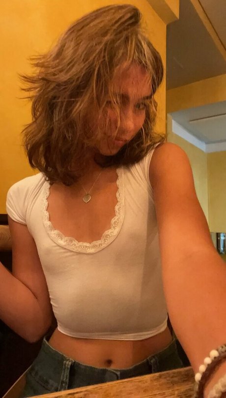 南部のオンリーファンズ 美しい裸 画像