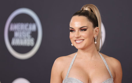 ヌード妻オンリーファンズ 無料 写真