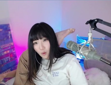 アナルアジア人オンリーファンズ 裸 画像