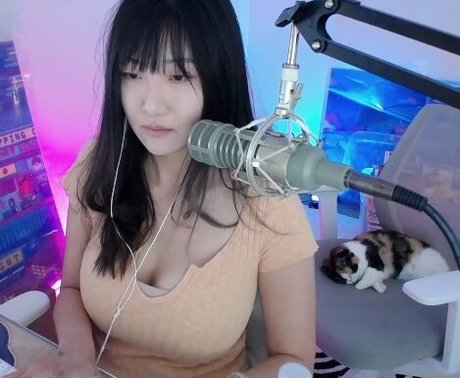 ポニーテールオンリーファンズ エロ ギャラリー