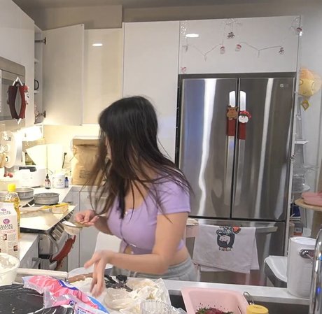 オンリーファンズの動画 アート裸 写真