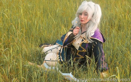 金髪の小人オンリーファンズ 無料 ギャラリー