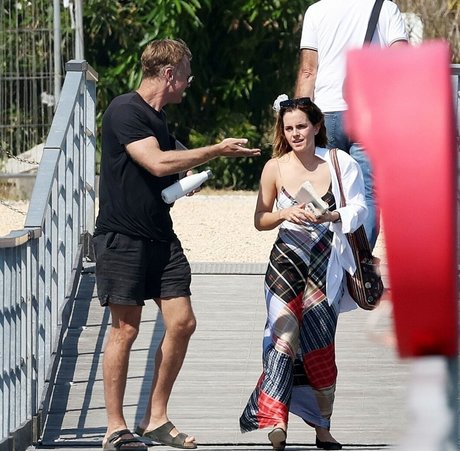 巨大ディルドオンリーファンズ 限定 画像