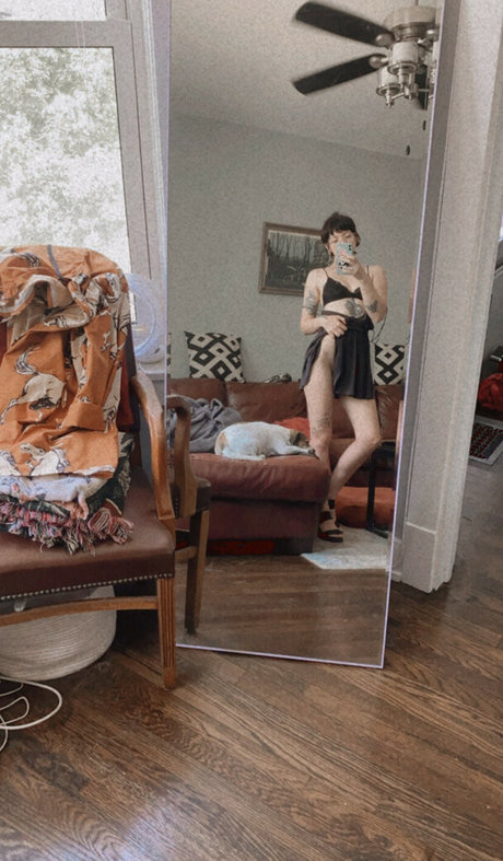 Pleasequietdown ヌードモデル 写真