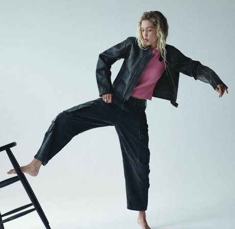 フィットネスアナルオンリーファンズ 無料セクシー 写真