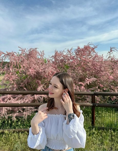 ho11y girl ホット女優 画像