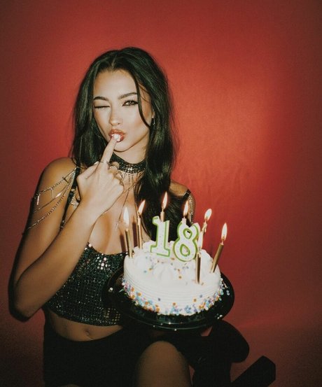 Mishka Chantal Silva スター 写真