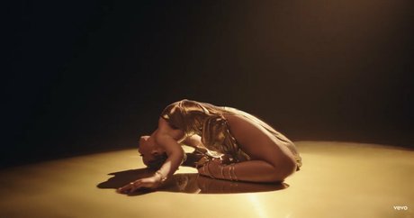 スムーズなオンリーファンズ ホットヌード ギャラリー